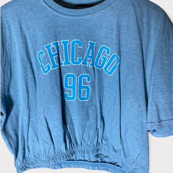 PrettyLittleThing Cotton Aqua Chicago '96 Graphic Elastic Hem Short Sleeve Tee - Picture 6 of 8